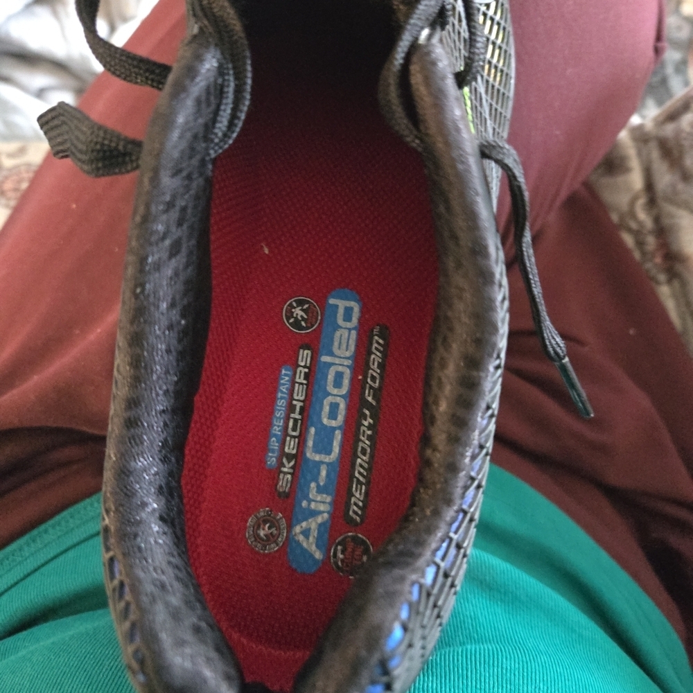 Skechers‎ Work Shoes Slip Resistant Comfort Memory Foam cushion - Picture 7 of 8